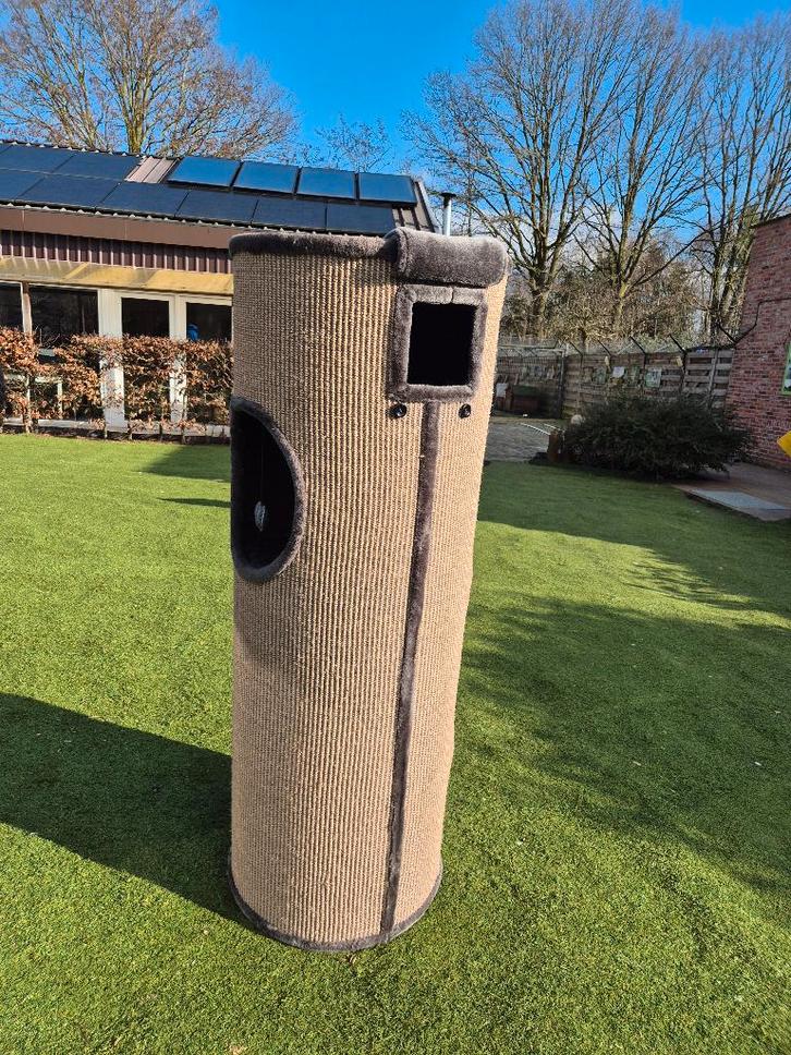 Boîte à gratter AniOne 140x50x50 - Geel - Bruxelles - Putte, Animaux & Accessoires, Meubles griffoirs pour chats, Neuf, Baril à gratter