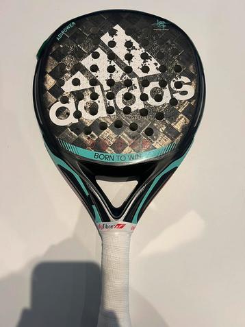 Adidas Adipower Light 3.1 racket beschikbaar voor biedingen