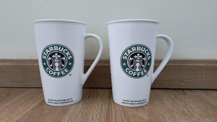 Twee Starbucks mokken, Huis en Inrichting, Keuken | Servies, Nieuw, Kop(pen) en/of Schotel(s), Aardewerk, Ophalen of Verzenden