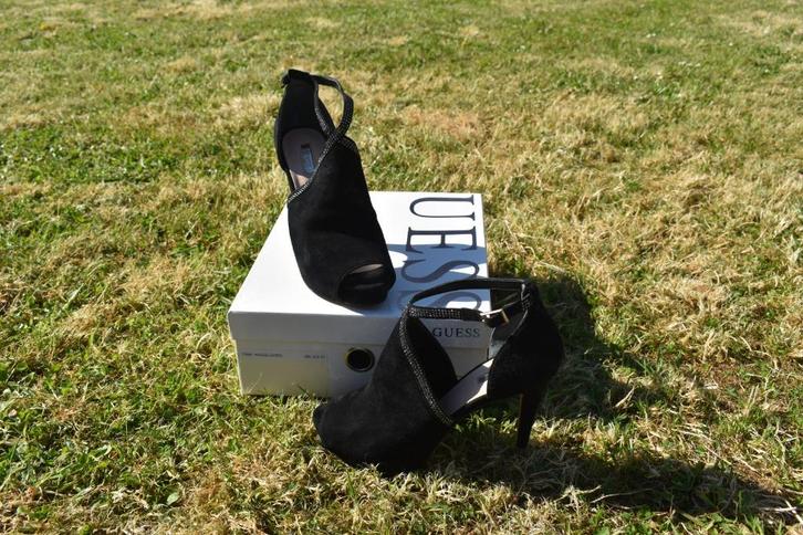 Guess Pumps Daim, Kleding | Dames, Schoenen, Gedragen, Pumps, Zwart, Ophalen of Verzenden