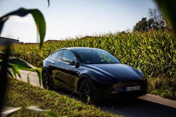 Tesla Model Y '23 met Full PPF Wrap & Accessoires beschikbaar voor biedingen