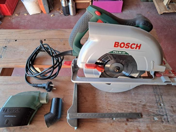 Zaagmachine Bosch PKS 66AF, Doe-het-zelf en Bouw, Gereedschap | Zaagmachines, Zo goed als nieuw, Cirkelzaag, 1200 watt of meer