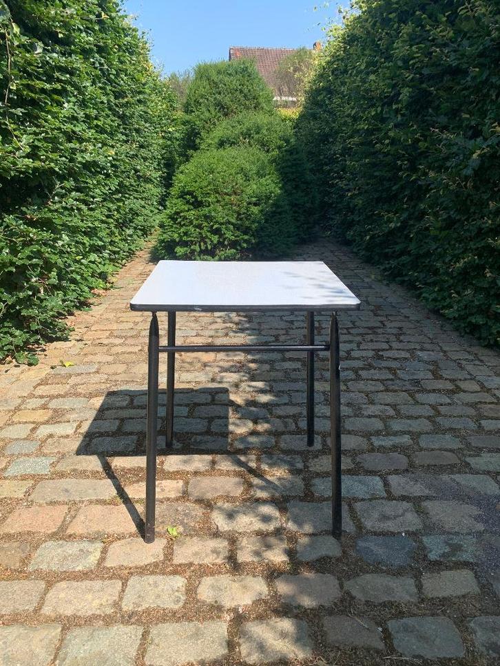 Vintage jaren 50 formica tafeltje – compact & retro, Maison & Meubles, Tables | Dessertes, Utilisé, Carré, Enlèvement