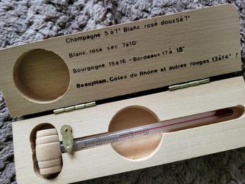 Wijnthermometer beschikbaar voor biedingen
