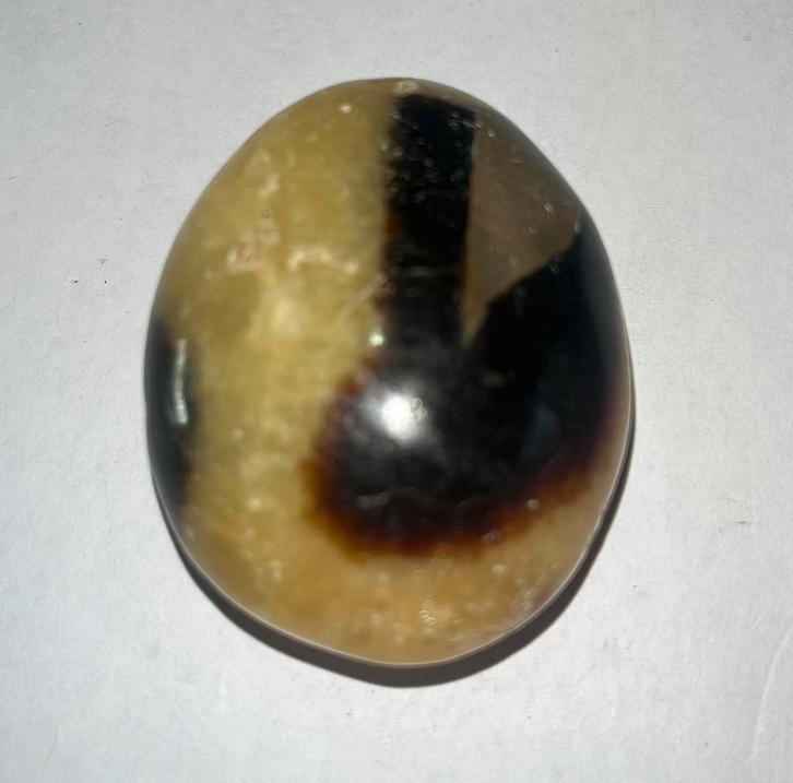 Drakensteen - 87gram - 52mm x 43mm x 27mm, Handtassen en Accessoires, Edelstenen, Nieuw, Ophalen of Verzenden