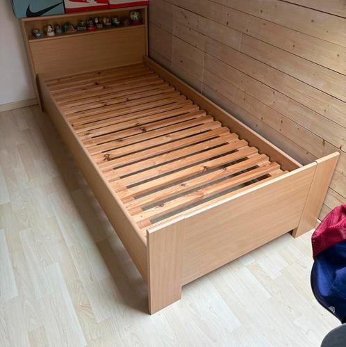 Logeerbed, Huis en Inrichting, Slaapkamer | Bedden, Zo goed als nieuw, Eenpersoons, 90 cm, 220 cm, Hout, Beige, Ophalen