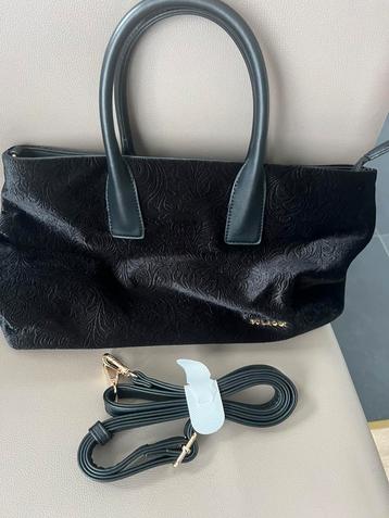 BULAGGI TAS Nubuck NOOIT GEBRUIKT beschikbaar voor biedingen