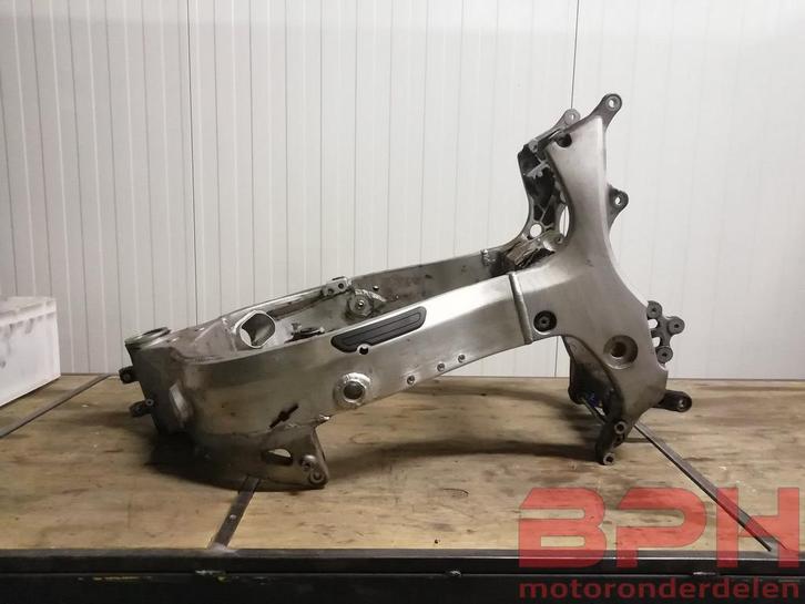 Frame + NL kenteken Suzuki GSX1300R Hayabusa 1999 GSXR kader, Motoren, Onderdelen | Suzuki, Ophalen