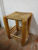 Houten krukjes, Huis en Inrichting, Krukjes, Ophalen, Zo goed als nieuw, Hout