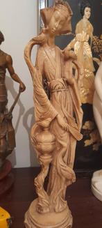 Belle statue chinoise  46cm de haut sur 12 cm de large, Enlèvement ou Envoi