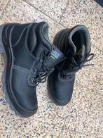 Veiligheidsschoen safety jogger, Ophalen