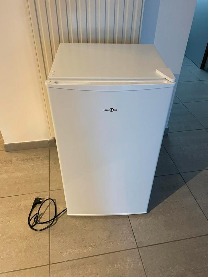 Tafelmodel koelkast – High One - Réfrigérateur table-top, Elektronische apparatuur, Vriezers en Diepvrieskisten, Gebruikt, Vrijstaand