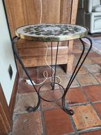 Mozaiek bijzettafeltje, Ophalen