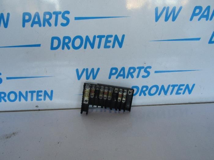 Zekeringkast van een Volkswagen Transporter, Auto-onderdelen, Elektronica en Kabels, Volkswagen, Gebruikt, 3 maanden garantie
