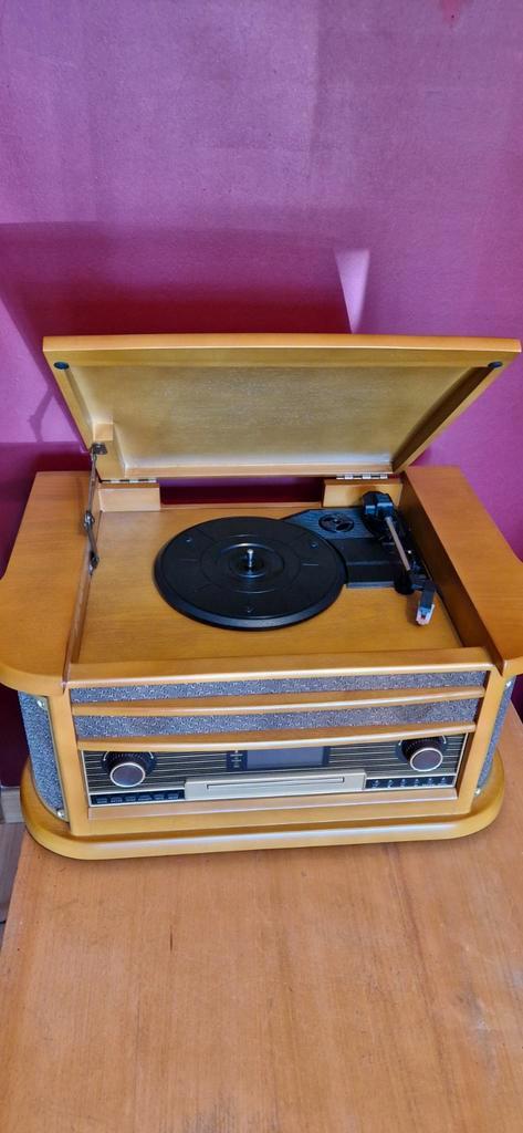 Retro look All in one dab radio, cd, platenspeler, cassette, Audio, Tv en Foto, Platenspelers, Zo goed als nieuw, Platenspeler