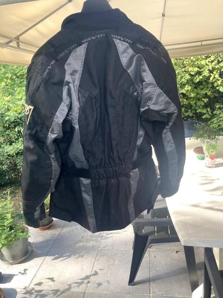 2 motovesten ( man en vrouw) maat L en S, Motoren, Kleding | Motorkleding, Ophalen