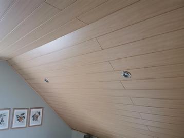Laminaat panelen.ideaal voor slaapkamers plafonds of andere. beschikbaar voor biedingen