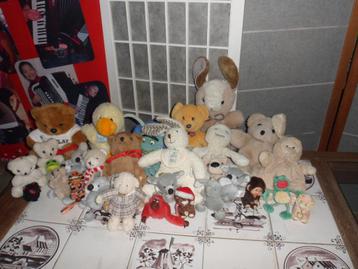 dertigtal nieuwe pluche knuffels beschikbaar voor biedingen
