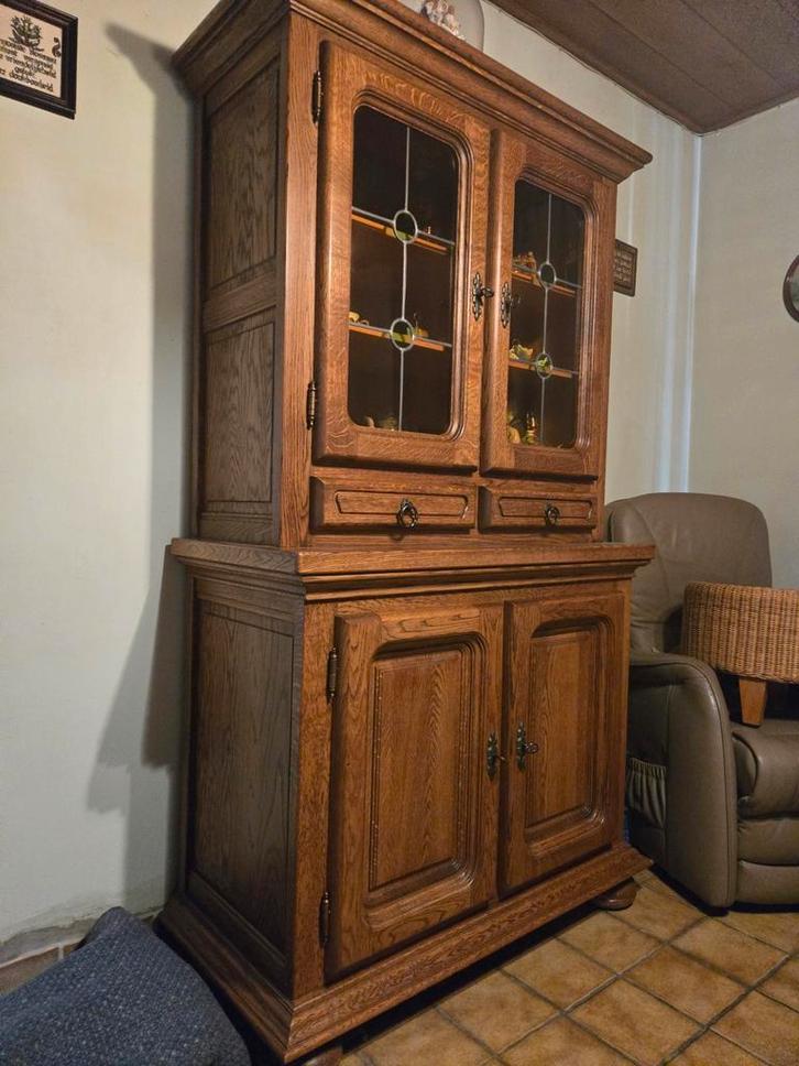 Massief eiken buffetkast met glas-in-lood deuren, Antiek en Kunst, Antiek | Meubels | Kasten, Ophalen