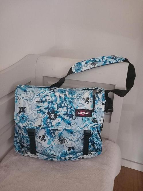 Schoudertas met motief/ Eastpak, Handtassen en Accessoires, Tassen | Schooltassen, Zo goed als nieuw, Schoudertas, Ophalen
