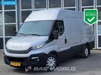 Iveco Daily 35S14 Automaat Euro6 L2H2 Trekhaak Airco Cruise, Te koop, Zilver of Grijs, 3500 kg, 2457 kg