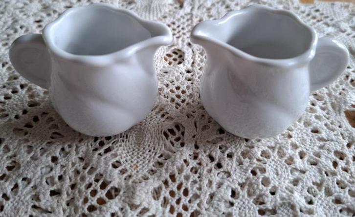 Wit porseleinen mini melkkannetjes Seltmann Weiden, Huis en Inrichting, Keuken | Servies, Zo goed als nieuw, Overige typen, Effen