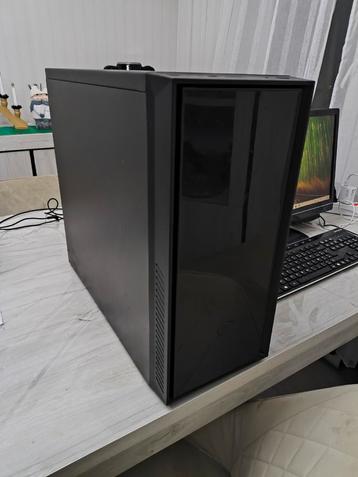 Krachtige Desktop PC Asus beschikbaar voor biedingen