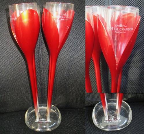 Moet et Chandon “Tulip” Champagneglazen set Philippe Di Meo, Collections, Verres & Petits Verres, Comme neuf, Autres types, Enlèvement ou Envoi