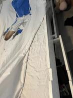 Leuk uitschuifbaar bed op hoogte, Huis en Inrichting, Slaapkamer | Bedden, Ophalen, Eenpersoons, Wit, Mooi