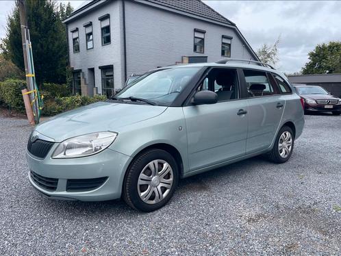 Skoda Fabia SW 1.2i Benzine,Airco, Moteur Cassè,..., Autos, Skoda, Entreprise, Achat, Fabia, ABS, Airbags, Air conditionné, Verrouillage central