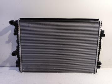 RADIATEUR Skoda Superb Combi (3V5) (01-2015/-) (5WA121251D) beschikbaar voor biedingen