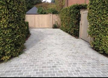 Kasseien Kandla Grey 20x14x3-5cm verkoop per krat 12.88M2