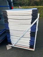 te koop sportmatten, turnmatten 100x100x4 cm 40 stuks, Gebruikt, Ophalen, Materiaal