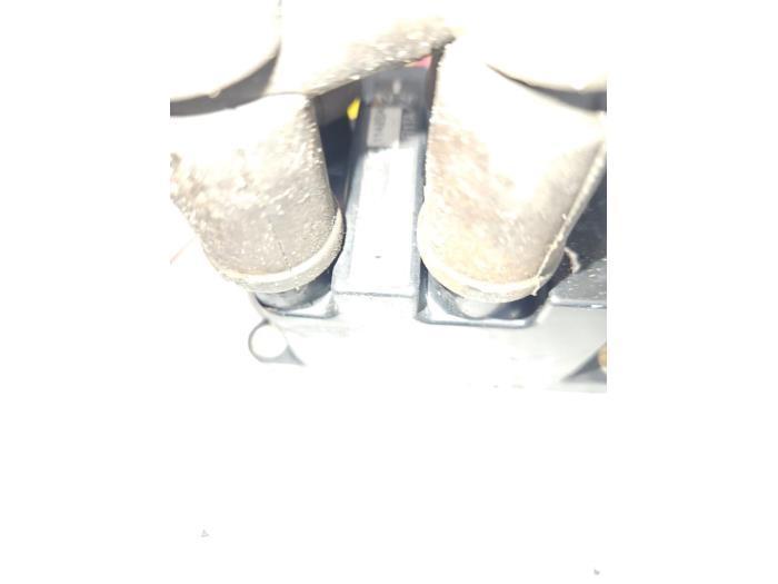 Bobine van een Ford Fiesta, Auto-onderdelen, Motor en Toebehoren, Ford, Gebruikt, 3 maanden garantie, Ophalen of Verzenden