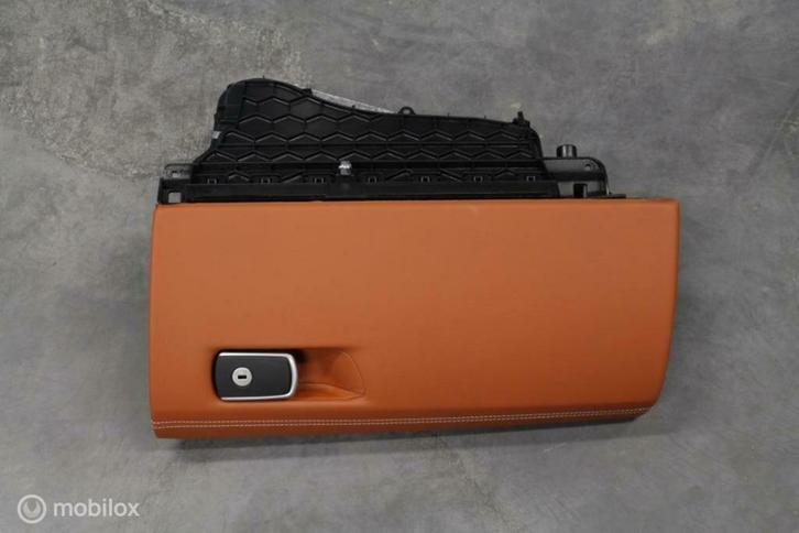 Boîte à gants orange BMW 4 serie F82 (2014-....), Auto-onderdelen, Dashboard en Schakelaars