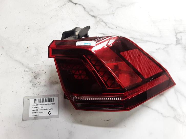 ACHTERLICHT RECHTS Volkswagen Tiguan (AD1) (5NA945208A), Auto-onderdelen, Verlichting, Volkswagen, Gebruikt