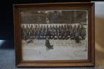 Cadre de soldats belges à cheval avec casques Adrian, Collections, Objets militaires | Seconde Guerre mondiale, Enlèvement ou Envoi