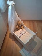 Kinderbedje met hemel, Kinderen en Baby's, Babywiegjes en Ledikanten, Ophalen, Gebruikt, Wieg