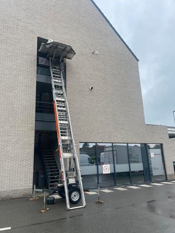 Liftservice & verhuizingen beschikbaar voor biedingen