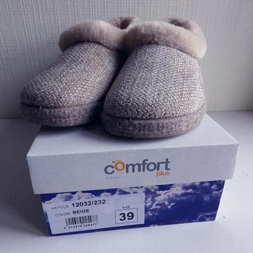 Gesloten Dames Winterpantoffels: Maat 39. beschikbaar voor biedingen