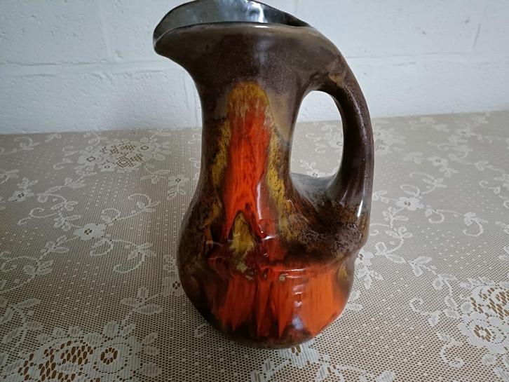 Vase en céramique — rouge et noir — Design moderne, Maison & Meubles, Maison & Meubles | Autre, Comme neuf, Enlèvement