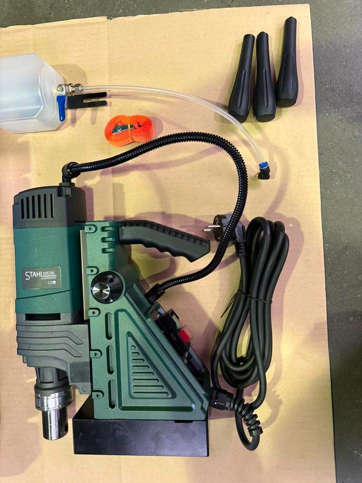 STAHWERK Magnetische Kernboormachine 1800W Nieuw in Koffer, Doe-het-zelf en Bouw, Gereedschap | Handgereedschap, Zo goed als nieuw