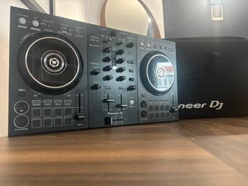 Pioneer DDJ-400 With Travel Case beschikbaar voor biedingen