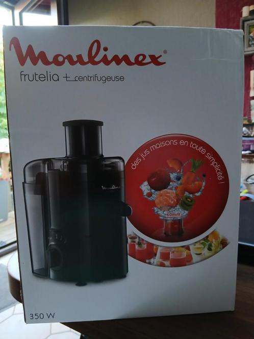 Nieuwe sapcentrifuge Moulinex JU3708, Elektronische apparatuur, Juicers, Nieuw, Ophalen