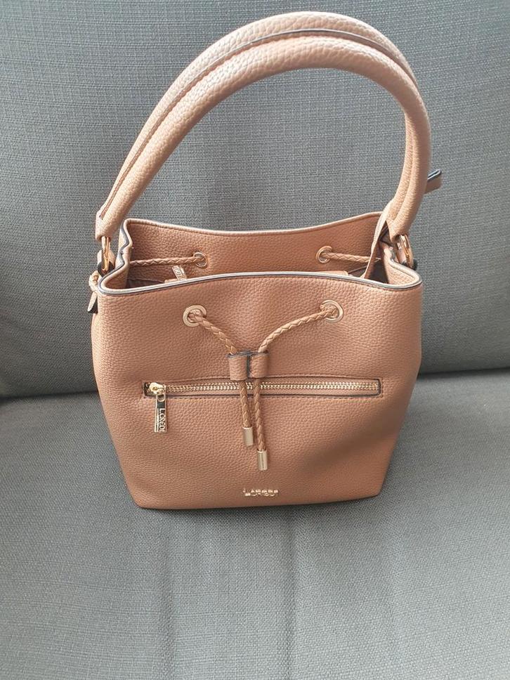 L.credi handtas camel, Bijoux, Sacs & Beauté, Sacs | Sacs Femme, Sac à main, Enlèvement ou Envoi