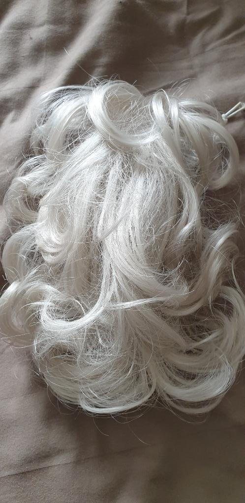 postiches pour femmes gris argenté, Bijoux, Sacs & Beauté, Beauté | Soins des cheveux, Neuf, Perruque ou Extension de cheveux