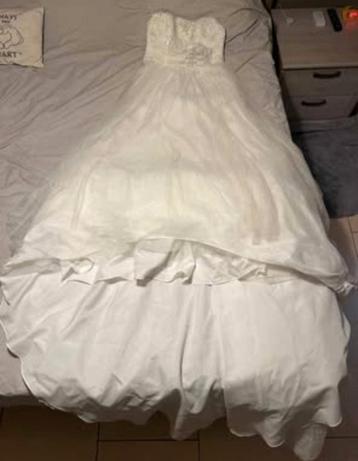 Trouwjurk maat S/M beschikbaar voor biedingen