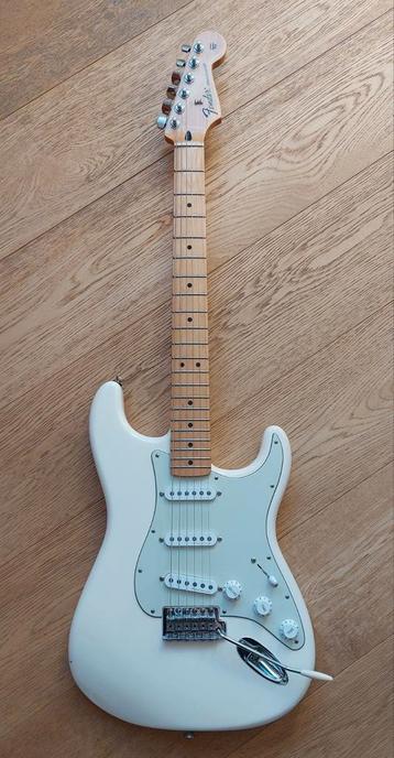 Fender stratocaster (MIM 2015) + upgrades, Musique & Instruments, Enlèvement, Utilisé, Fender