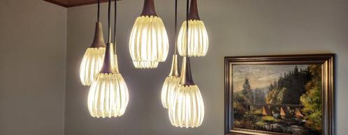 2 jaren 70 lusters, zeer goede staat..., Huis en Inrichting, Lampen | Hanglampen, Zo goed als nieuw, 50 tot 75 cm, Glas, Metaal
