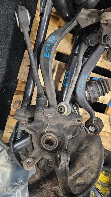 Fusee rechts met draagarmen BMW X5 serie E53 beschikbaar voor biedingen